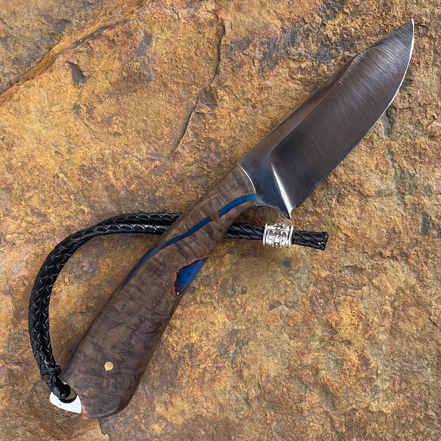 Hunter in 1095 w/ Figured Walnut & Resin