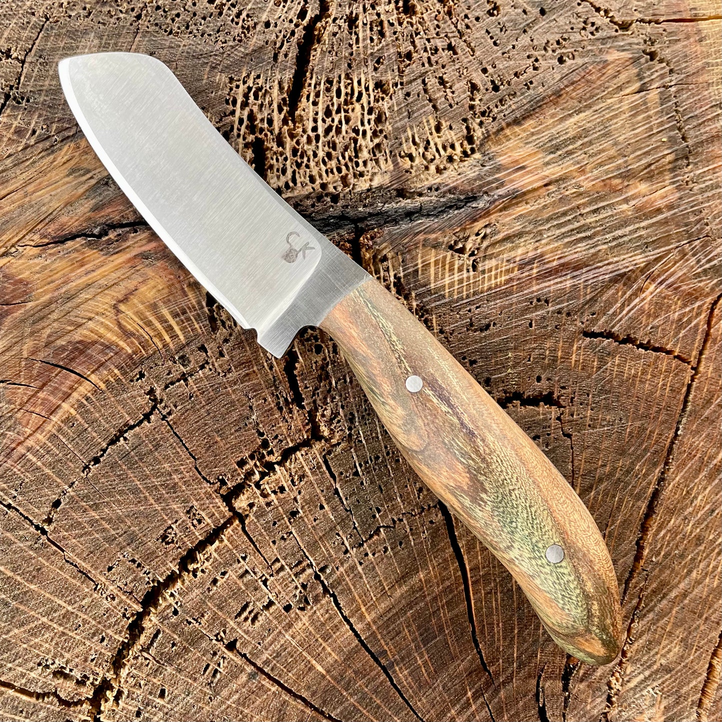 Skinner in 1095 w/ Dyed Sycamore
