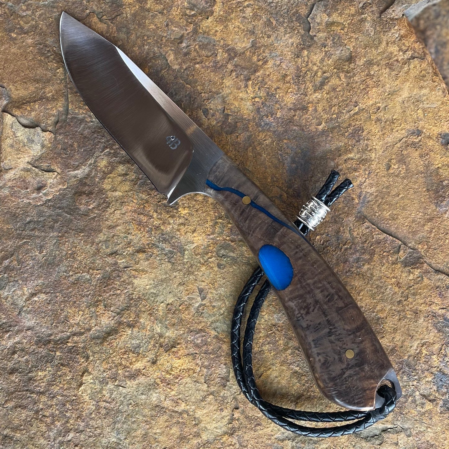 Hunter in 1095 w/ Figured Walnut & Resin