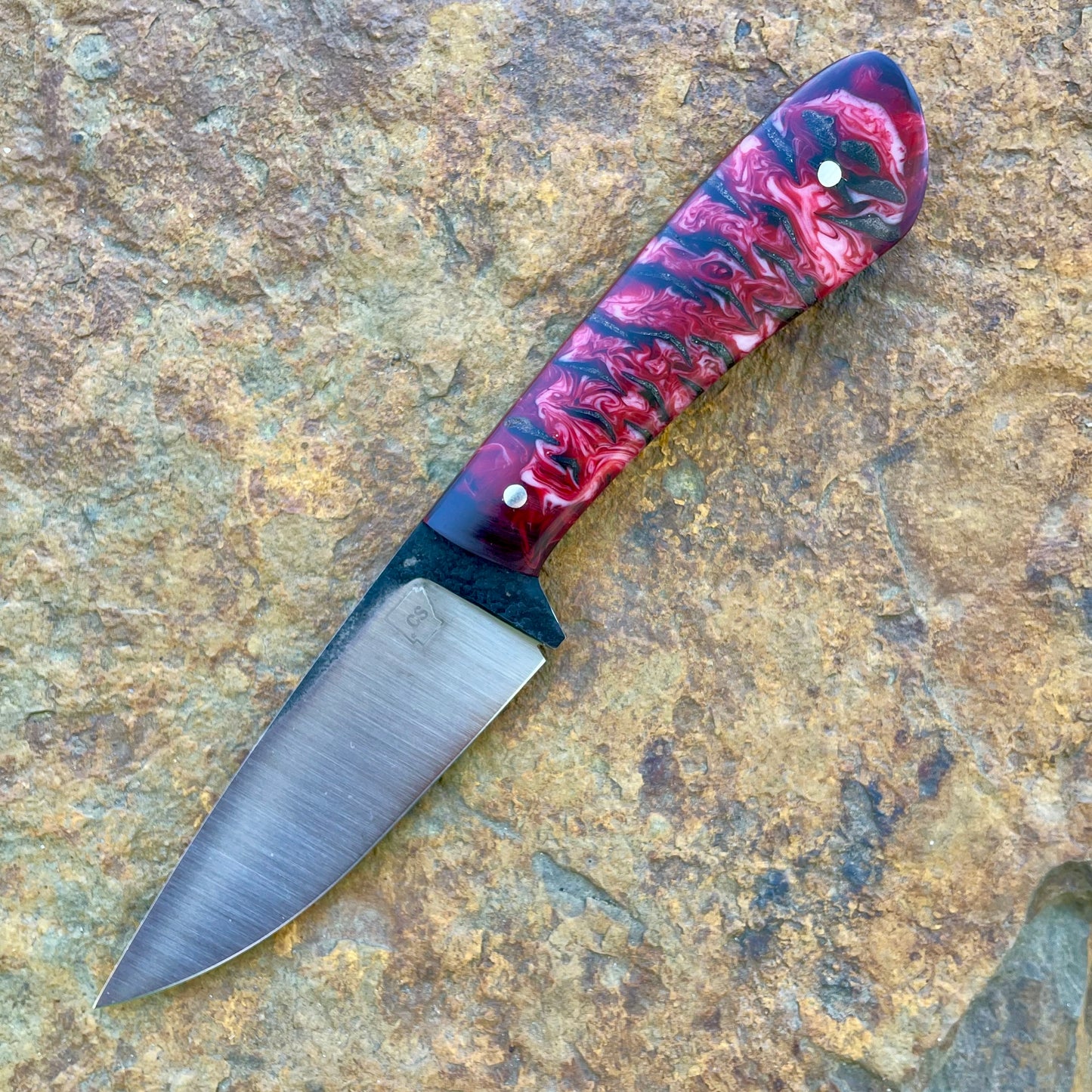 Hunter in 1080 w/ Pine Cone & Red Resin