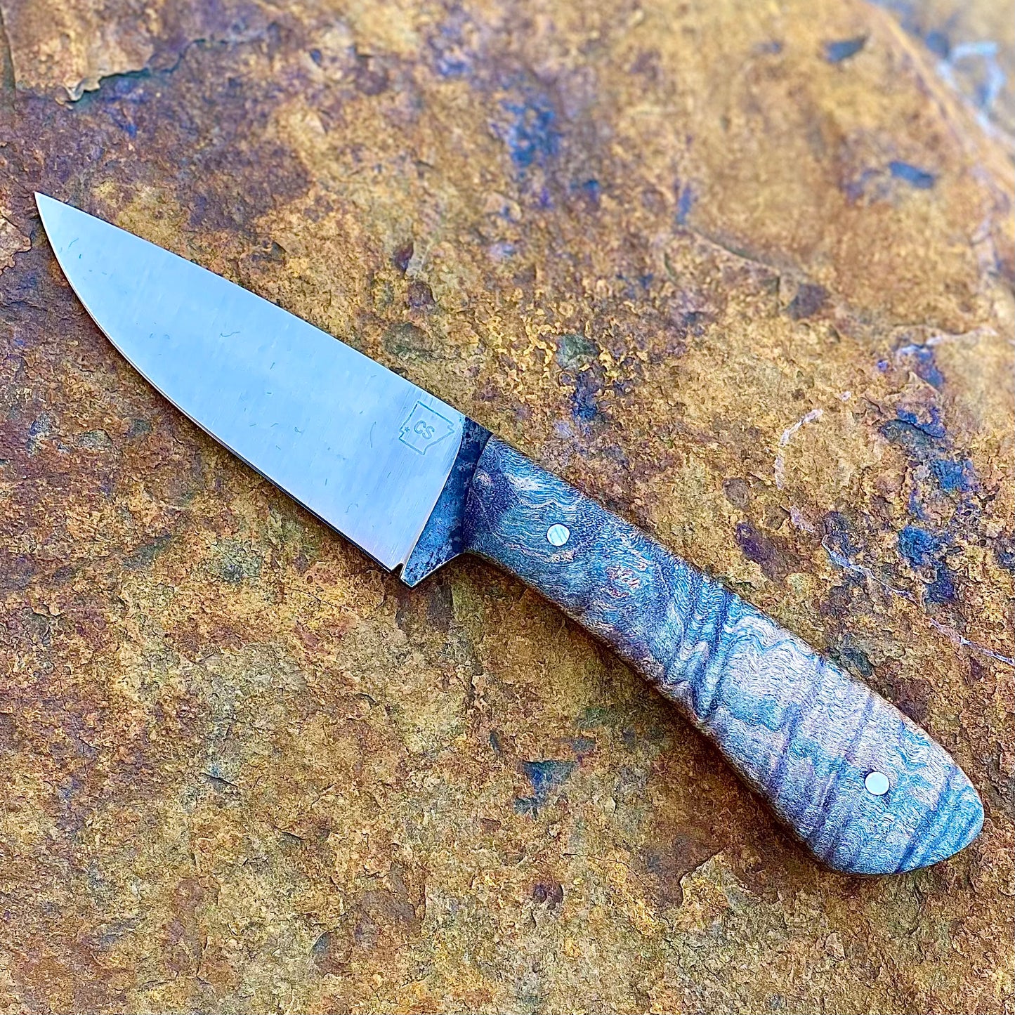 Hunter in 1080 w/ Green Maple Burl