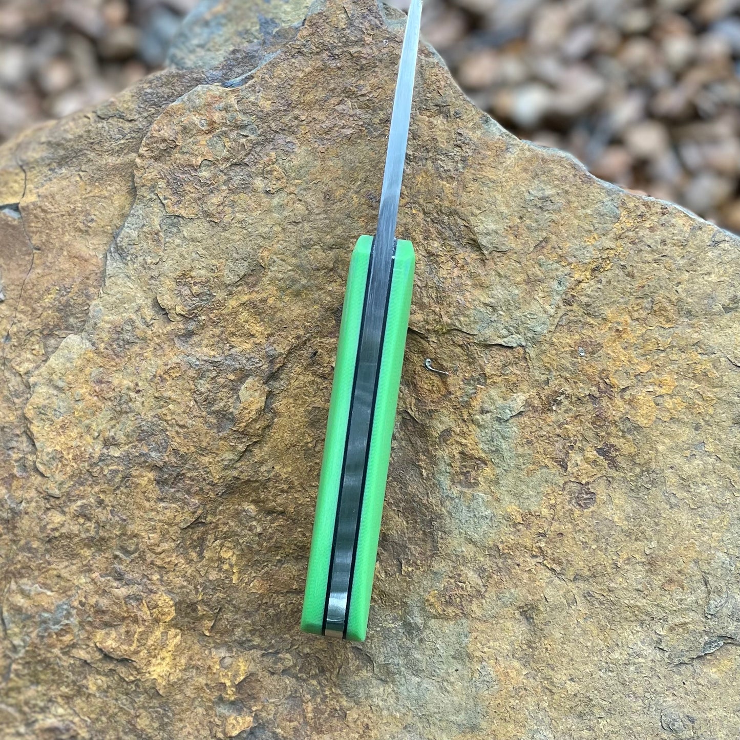 Gentleman in 1075 with Green G10