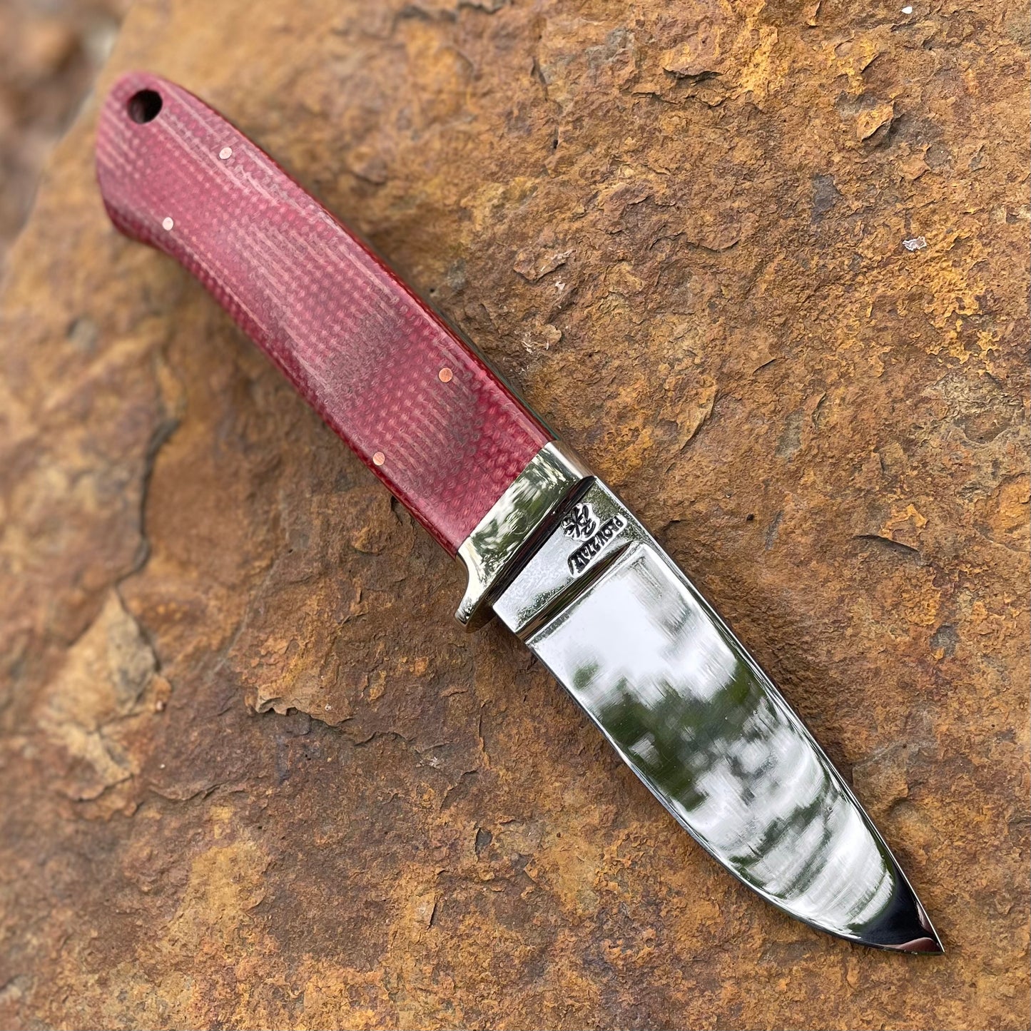 Hunter in 52100 w/ Red Micarta